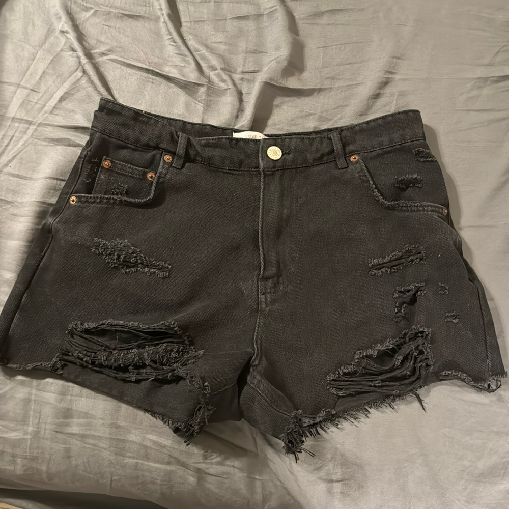 Black high waisted shorts